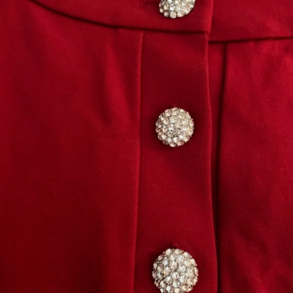 ❗Talbots Rhinestone Button Red Top Small❗ - Picture 2 of 5